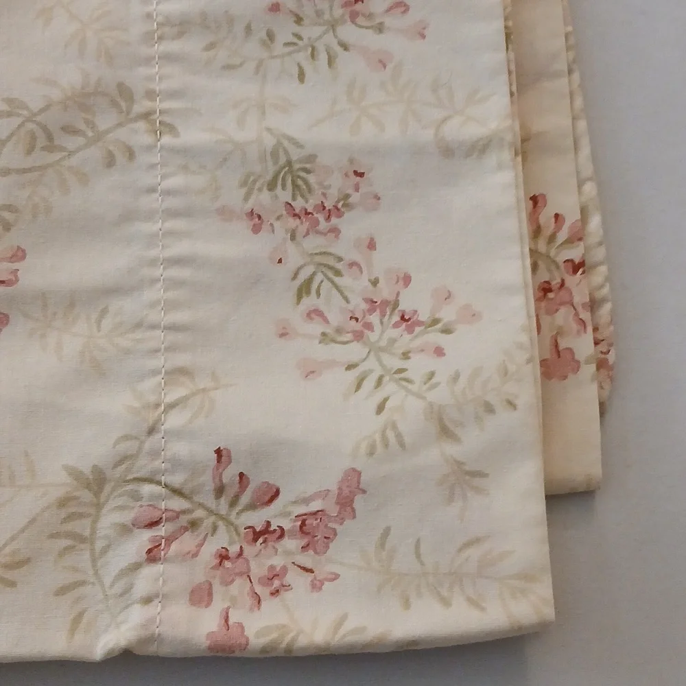 Vintage King Pillowcases - Picture 3 of 7